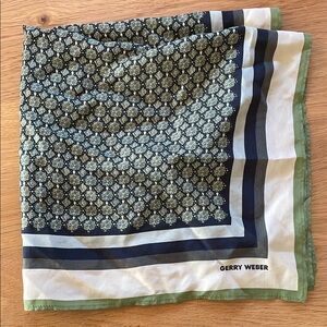 Gerry Weber Geometric Square Scarf Black Green 20x20